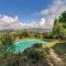 Belvilla by OYO Typical country house with pool - San Casciano dei Bagni