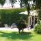 Stone house in a vineyard with swimming pool - Monprimblanc