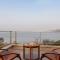 The Blue Horizon by StayVista - Featuring a beach-view villa with a swimming pool, indoor games, and a relaxing balcony - Alibag