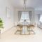 Spacious 3BR Apartment with Assistant Room in Sadaf 5 JBR by Deluxe Holiday Homes - Dubaj