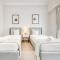Spacious 3BR Apartment with Assistant Room in Sadaf 5 JBR by Deluxe Holiday Homes - Dubaj