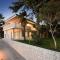Forgotten Garden Villa