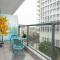 Modern 2BR Apartment in Rothschild Boulevard by HolyGuest - 特拉维夫