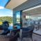 Luna Cottage. Stunning ocean views on Waiheke - 欧尼罗亚