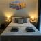 Modern Cosy Warm Home With Free Parking
