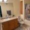 Resort like stay in a lovely room near UCI