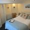 Dunscar Farm Bed & Breakfast - Castleton