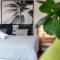 Tallows Studio -Modern, tranquil, dog friendly,2 mins to the beach