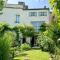 Beautiful large stylish villa centrally located in Pons