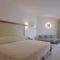 Sunrise Pearl Hotel & Spa