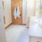 Spacious Luxury Log Home - 25 Min to Skiing, Boating and Trails! - Collbran