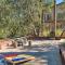 Convenient Apt with Fire Pit about Half-Mi to Lake! - غروفلاند