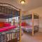 Idyllic Redmond Townhome with Furnished Deck!