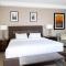 Retro Suites Hotel