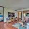 Lush Condo with Community Pool, 1 Mi to Beach! - Waianae