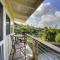 Cozy Kona Coast Apt with Lanai about 8 Miles to Beach! - كيلوا كونا
