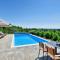 Lovely Home In Bedenica With Heated Swimming Pool - Bedenica