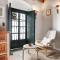 Sunny Rustic Townhouse