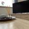 Cosy 3-bedroom house, stones throw to beach