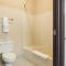 Quality Inn & Suites Caseyville - St Louis
