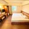 Spring Art Hotel