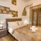 Villa Crypty