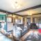 Trenewydd Farm Holiday Cottages - 卡迪根