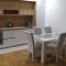 Leo Apartment