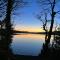 Cosy Lakeside Chalet With Option to add Private Hot Tub - Duneena