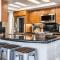 Ski in Ski Out 3 Bedrm 3 Bathrm fully remodeled Sierra Megeve Condo Steps to Canyon Lodge Sleeps 8
