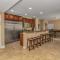 Ocean Breeze Luxury Villas 3D, Nicely Updated! Across From The Ocean! Sleeps 18 ! - 默特尔比奇