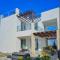 3 Bedroom Seaview Villa direct in Coral Bay with Pool