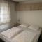 Chalet (A16) op gezellige familiecamping bij zee - 坎珀兰 Chalet (A16) op gezellige familiecamping bij zee - 坎珀兰
