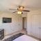 Charming Greensboro Townhouse with Back Patio!
