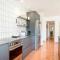 New top floor apt with a lot of light & aircon - Girona
