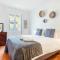 New top floor apt with a lot of light & aircon - Girona