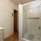 Fish Eagle Manor