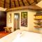 Fish Eagle Manor