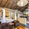 Fish Eagle Manor