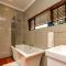 Fish Eagle Manor
