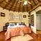 Fish Eagle Manor