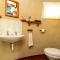 Fish Eagle Manor