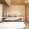 Fish Eagle Manor