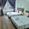 Semi-Detached, Up to 21 Pax, 4 Bedrooms, 3 Bathrooms, 4 Car Parks by Star Home