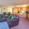 2 Bedroom Amazing Apartment In Bucine