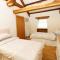Stable Cottage - Clynderwen