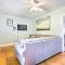 Cozy North Charleston Getaway with Fire Pit!