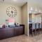 Cobblestone Hotel & Suites - Little Chute