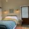 One bedroom lodge in the countryside
