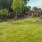 1 Mirehouse Place